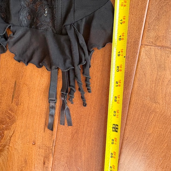 The Escanté Collection Vintage Black Lace Garter Bustier Lingerie Top Size M - Picture 2 of 12